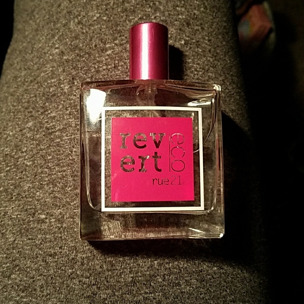 Revert perfume